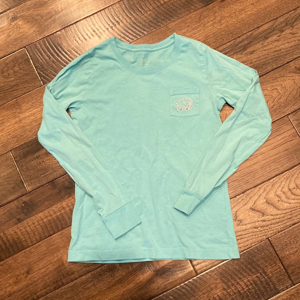 Ivory and Ella long sleeve shirt, size small